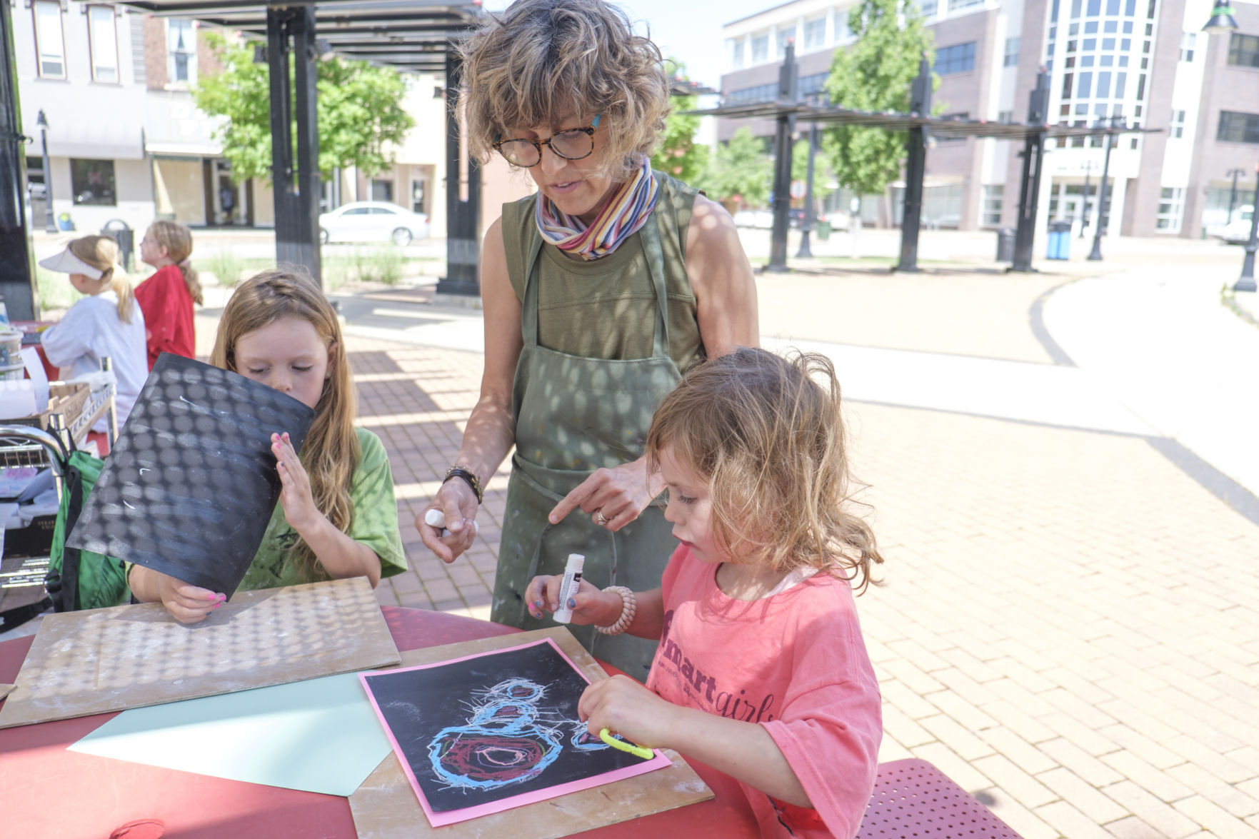 GALLERY-Bubble-Art-Class-061120-22.jpg